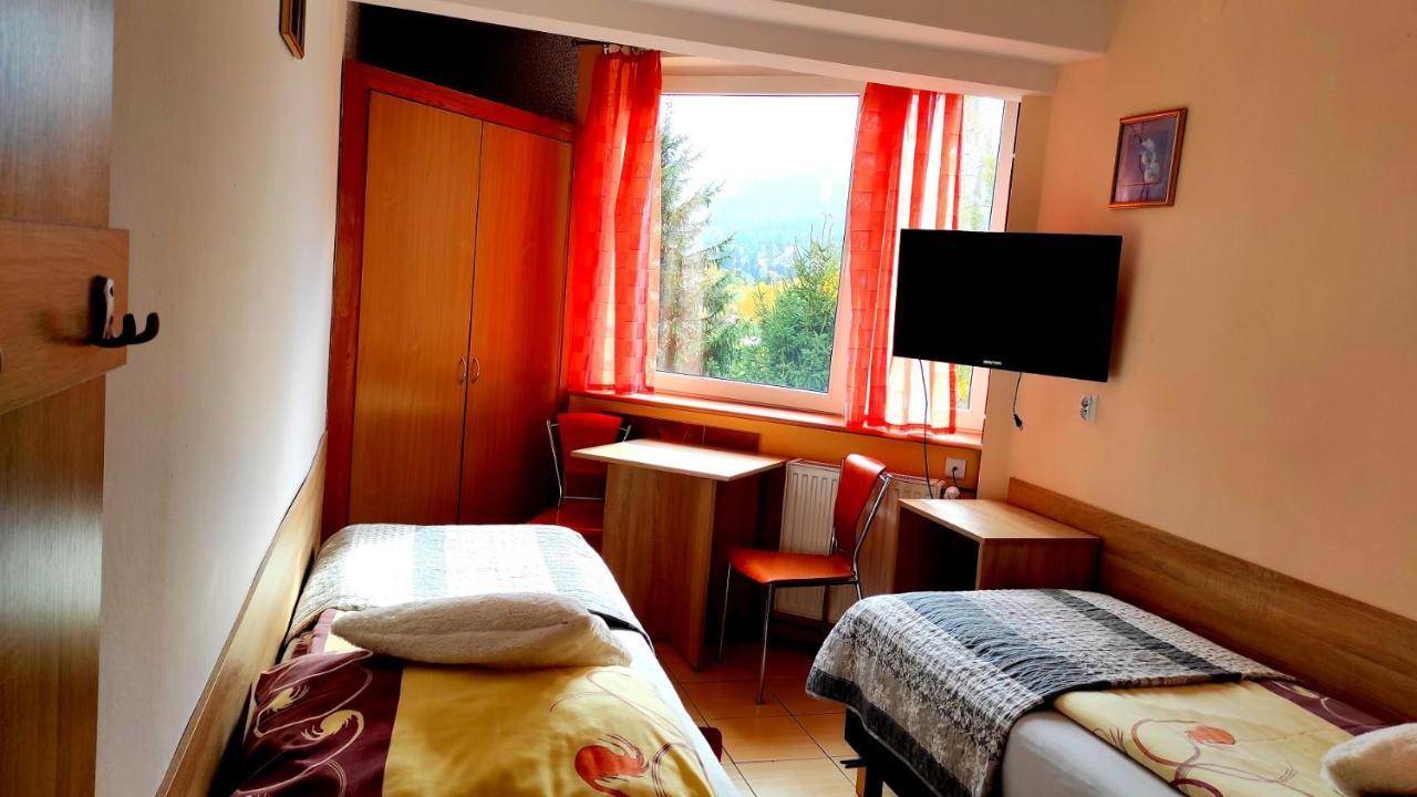 Willa Mona Bed and Breakfast Szklarska Poręba Exterior foto