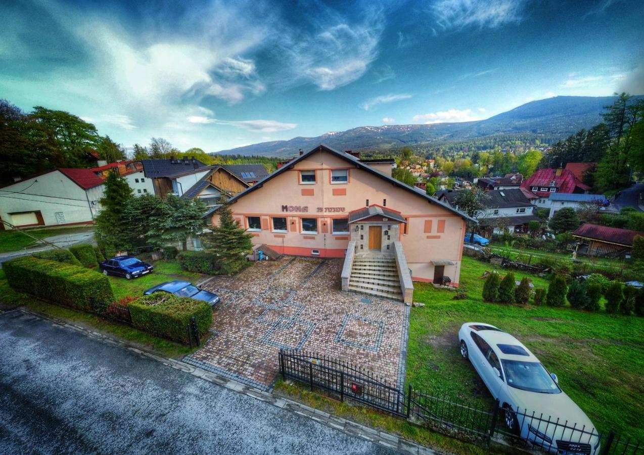 Willa Mona Bed and Breakfast Szklarska Poręba Exterior foto